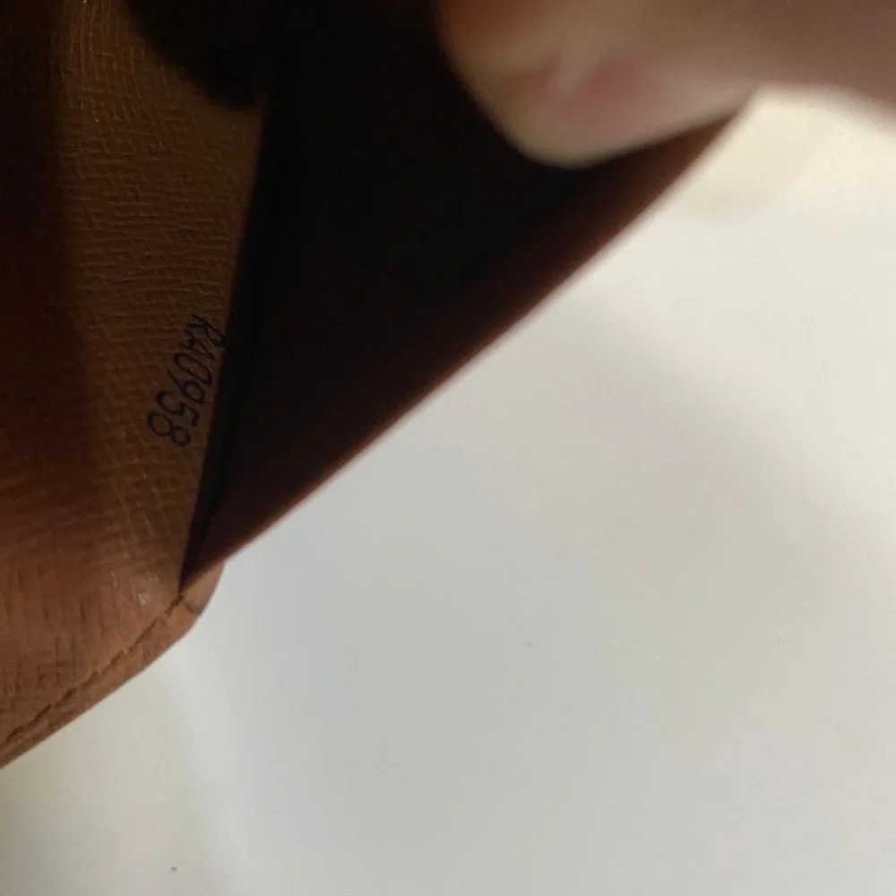 Louis Vuitton Monogram Canvas Porte - Monnaie Tresor Wallet - Picture 9 of 11
